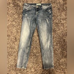 Maurice’s skinny jeans in great condition.
